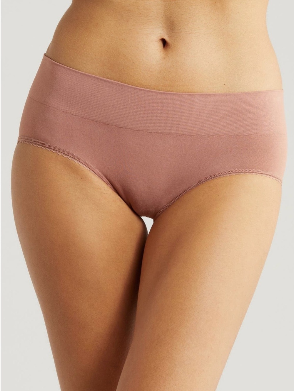 Wacoal Feeling Flexible Hipster Brief
